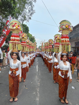 Pawai Budaya HUT Kota Gianyar 2025